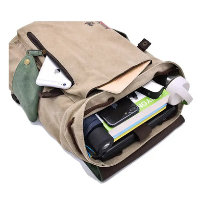 מתקפת הטיטאנים – תיק גב כנפי החופש