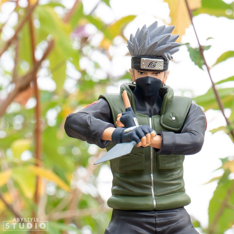 פיגורה נארוטו קאקאשי האטאקה 18 ס״מ - ABYSTYLE SFC Super Figure Collection
