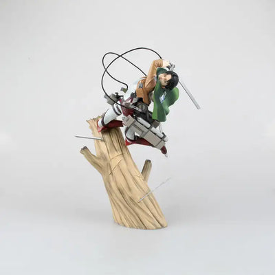 מתקפת הטיטאנים - ליווי פיגר